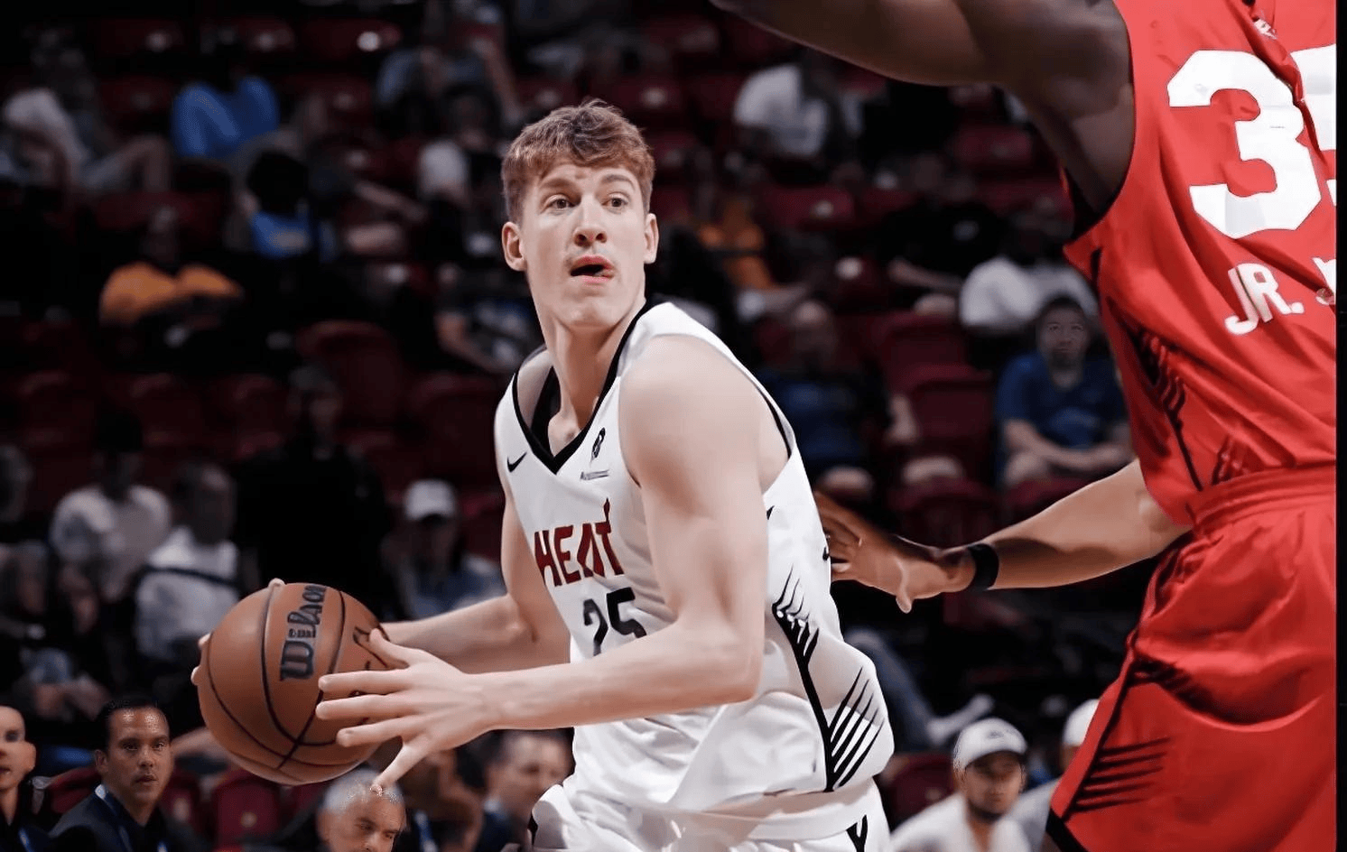 开云体育登录-猛龙力克老鹰晋级总决赛